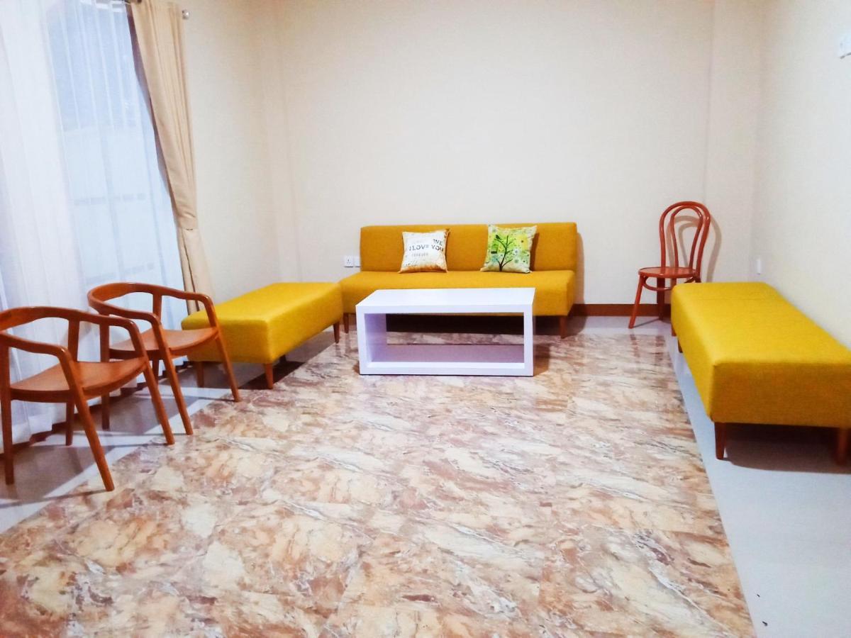 Bluefire Homestay Syariah Banyuwangi  Eksteriør billede